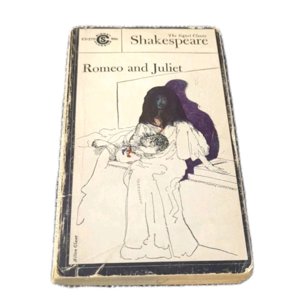 Shakespeare 'Romeo and Juliet' Cream Coffee Table Book